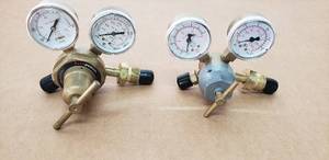 lot 15 image: Lot of 2 Regulators