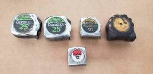 lot 17 image: Lot of 5 Tape Measures