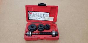 lot 22 image: GB Electrical Metal Punch Kit #KOM50125