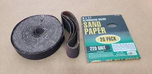 lot 33 image: Lot of Sandpaper