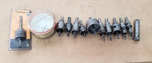 lot 56 image: Lot of 13 Hole Saw Bits