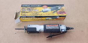 lot 73 image: Central Pneumatic High Speed Air Body Saw