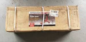 lot 77 image: Pittsburgh 1,000lb Engine Stand - New in Box