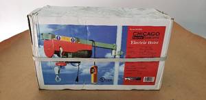lot 78 image: Chicago Electric 44006 Electric Hoist