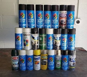 lot 95 image: Large Lot of Spray Paint