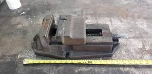 lot 104 image: Palmgren 60B8185 Drill PressBench Vise