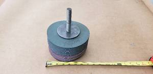 lot 118 image: Lot of Grinding Discs