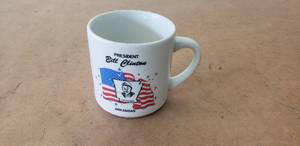 lot 192 image: Bill Clinton Mug