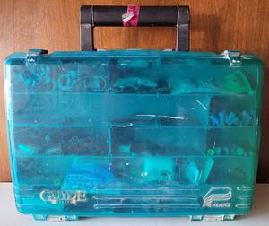 lot 7 image: PLANO GUIDE SERIES TACKLE BOX WITH CONTENTS AS SHOWN.