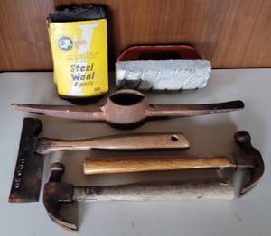 lot 170 image: LOT OF ASSORTED TOOLS AS SHOWN.