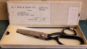 lot 207 image: VINTAGE 1966 J. WISS & SONS CO SCISSORS IN ORIGINAL BOX AS SHOWN. CHECK IT OUT