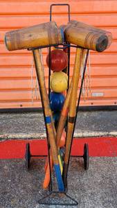 lot 175 image: VINTAGE 1960S CROQUET SET WITH ACCESSORIES PLUS METAL WHEELED CART AS SHOWN. CHECK IT OUT