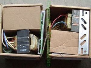 lot 56 image: Philips 100 watt metal halide core and coil ballast kits, 71A5390-001D