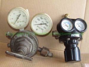 lot 93 image: Victor welding regulators
