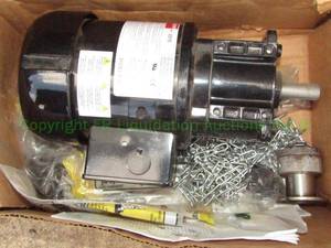 lot 80 image: Dayton model 6Z819D electric AC motor, never used