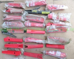 lot 25 image: Thermadyne Arcair part no. 94-370-163 torch handle replacements