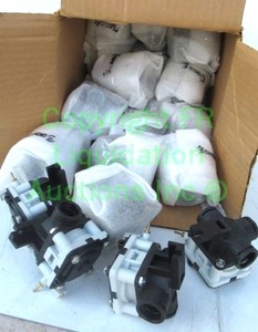 lot 34 image: PVC T valves