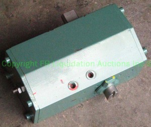 lot 135 image: Remote Control Sweden AB, RC30-DA pneumatic actuator