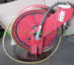 lot 237 image: Lincoln heavy duty retractable hose reel model 94691
