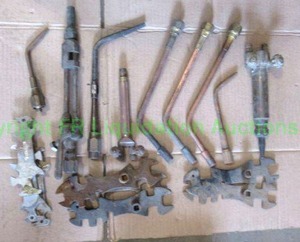 lot 214 image: Torch tips, torch heads and torch wrenches
