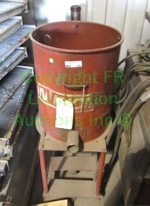lot 195 image: Invincible dust collector
