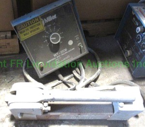 lot 176 image: Miller WT-2508 resistance spot welding machine and accessory as shown