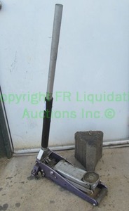 lot 257 image: Pittsburgh automotive hydraulic floor jack and wheel block