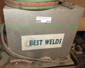lot 289 image: Best welds welding water cooler model 3500SS