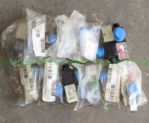lot 343 image: Numatics 031SA4002 solenoid valves