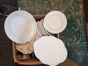 lot 50 image: Dishes