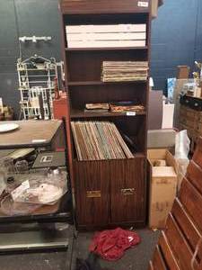 lot 80 image: Wood shelf unit- no contents