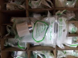 lot 119 image: Showerheads