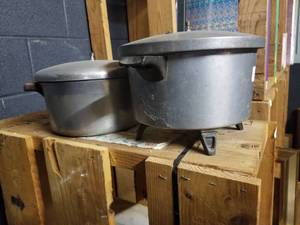 lot 155 image: Pressure cookers