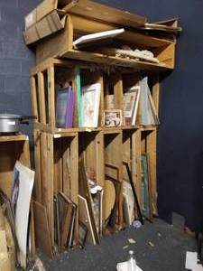 lot 156 image: Shelf units and contents