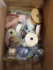lot 196 image: Box of Ribbon
