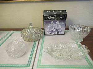 lot 10 image: GLASSWARE INCLUDING NATIVITY SET, SERVING TRAY AND SEVERAL CANDY DISHES