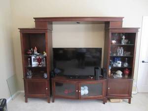 lot 42 image: SOLID OAK 3 PIECE ADJUSTABLE ENTERTAINMENT CENTER WITH 3 LIGHTS 101 X 24 X 78 CONTENTS NOT INCLUDED