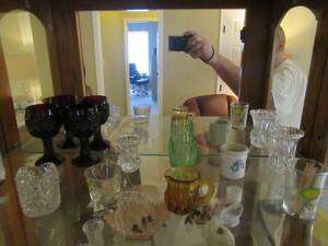 lot 52 image: COLLECTIBLES INCLUDING 2 MINATURE RED GOBLETS, CARDINAL TOOTHPICK HOLDER, 1 CRYSTAL AND POSSIBLY URANIUM GLASS AND SEVERAL OTHER COLLECTIBLE TOOTHPICK HOLDERS