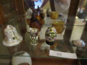 lot 55 image: AMBER GLASS HANGING ELEPHANT AND TOOTHPICK HOLDER, SMALL TURTLE AND MORE