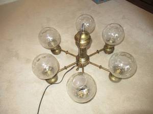 lot 61 image: BRASS 6 BULB HANGING LIGHT FIXTURE WITH BEAUTIFUL ETCHED GLASS GLOBES. MUST BE HARD WIRED NO PLUG