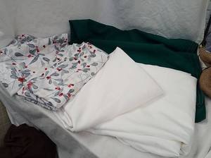 lot 186 image: Table Cloths