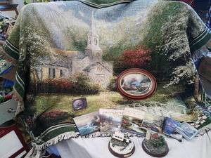 lot 246 image: Thomas Kinkade Items