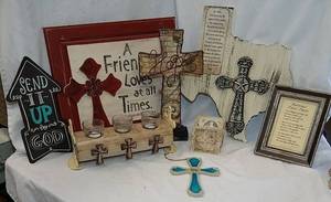 lot 261 image: Christian Decor