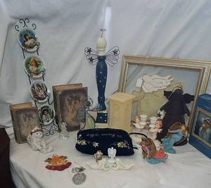 lot 306 image: Angel Items
