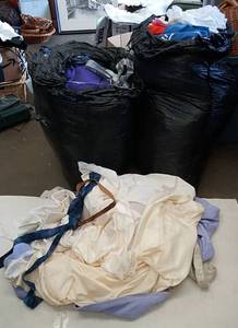 lot 315 image: Generous Quantity of Clothing