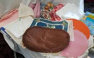 lot 348 image: Tablecloths &amp Placemats