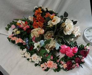 lot 356 image: Artificial Flowers &ampGreenery