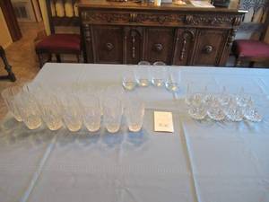lot 24 image: MARQUIS BY WATERFORD CRYSTAL 12 HIBALL GLASSES, STEMLESS WINE GLASSES AND 8 TUMBLER GLASSES