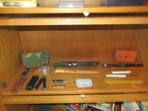 lot 73 image: 2 FILLET KNIVES, POCKET TREE SAW, VINTAGE FISH KNIFE, HUNTING KNIVES, 2 POCKET KNIVES, LEATHERMAN AND MORE