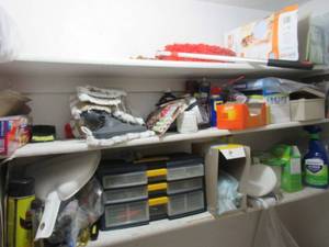lot 87 image: WASH ROOM SHELF LOT INCLUDING 2 HEATING PADS, SWIFTER CLEANING PADS, 5 SPEED HAND MIXER, SMALL TOOL BOX AND MORE